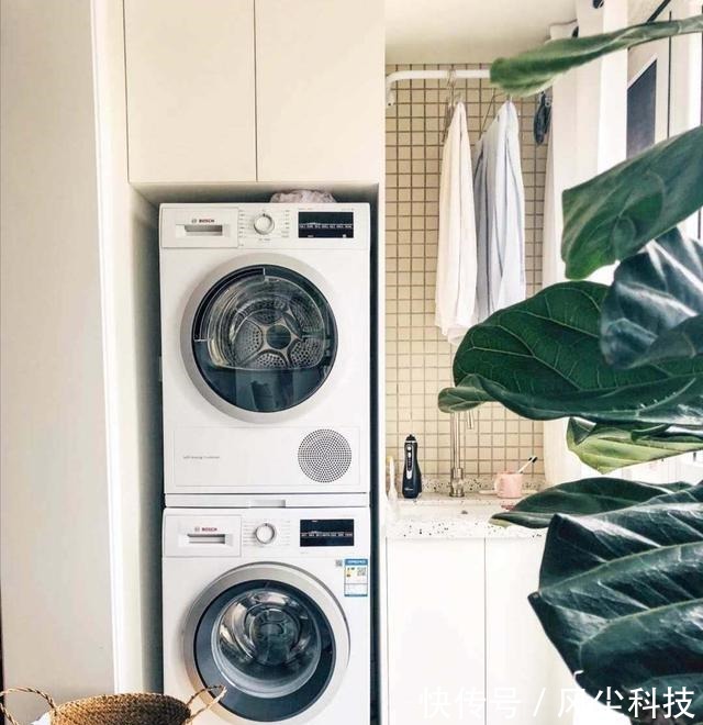 衣服|阳台和客厅打通后,衣服晾哪里?5种办法解决,让你不再困扰!