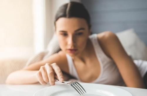 营养物质|别管男女,每天晚饭都吃小米粥,也许此些好处会偷偷找上门来