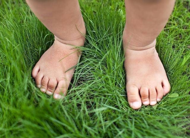 老母亲|好的步行鞋和你不穿的鞋是一样的。如何选择它们?