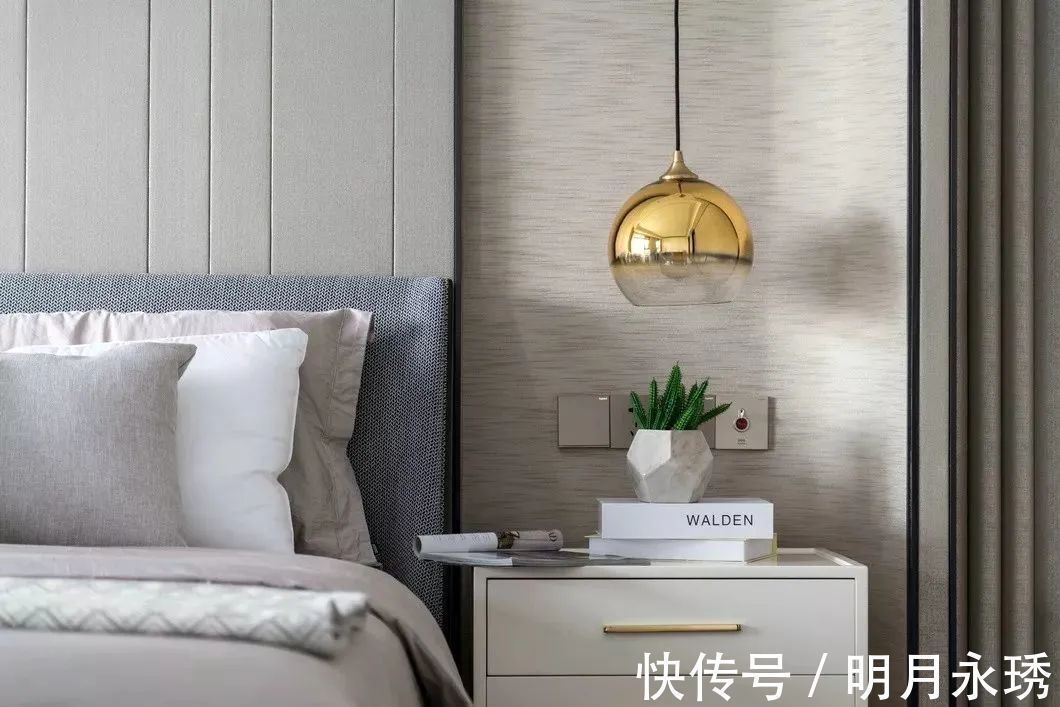 床尾凳|246㎡现代大平层,简约大方的空间,时尚优雅的布置,高级档次