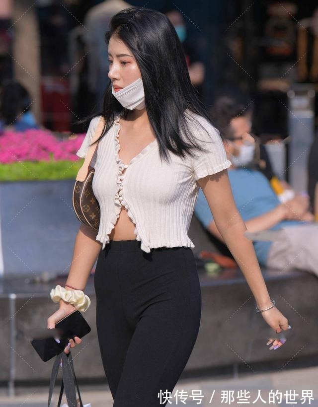 打底裤 打底裤的自由美搭穿出女神气质,尽显随性街头风!