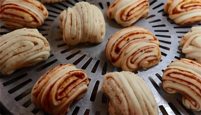 辣椒面|教你在家轻松蒸花卷馍,原来做法那么简单,看一遍就能学会