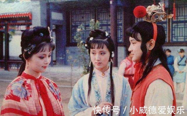 丫鬟#红楼梦中，这句话表明了薛宝钗是个有心机的人，很多人没注意到！