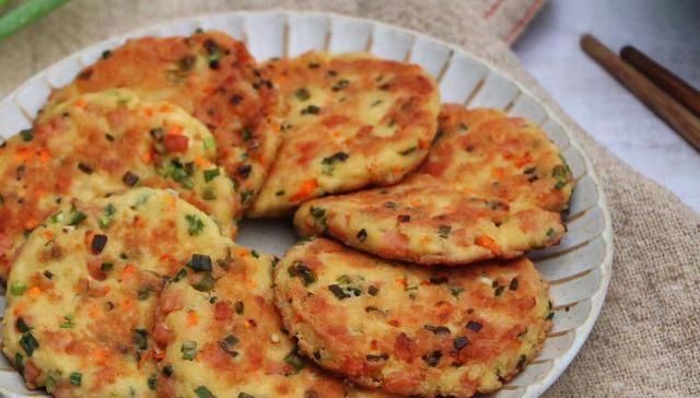 碗中|豆腐做法千万种,原来还能这么做,不用炒不用煮,香气扑鼻味道好