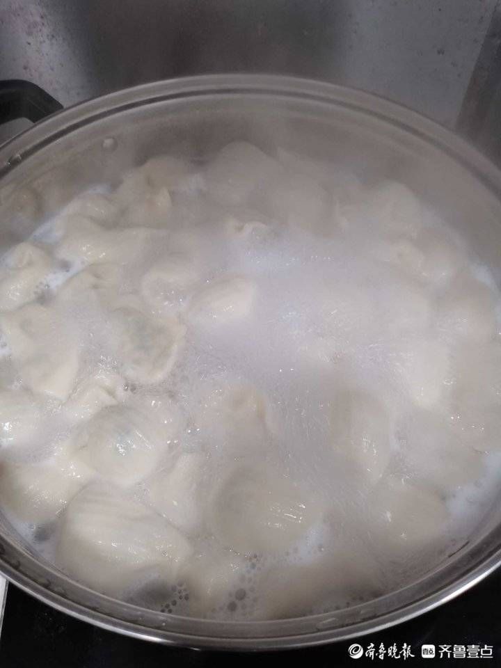 水饺|冬天与饺子更配哦!天寒地冻吃顿龙利鱼水饺全身都热乎