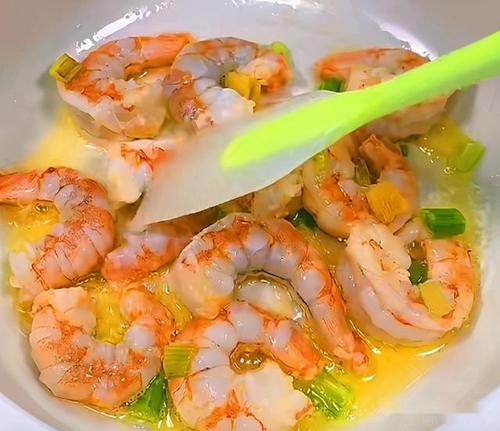 夏天是孩子长高时期,我家每周都做这汤,营养全面,孩子爱喝