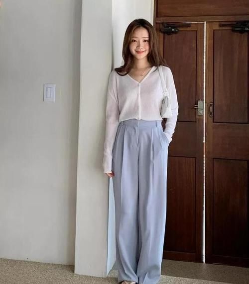 早秋|“针织衫”才是早秋的正确打开方式，这些搭配思路请收好！