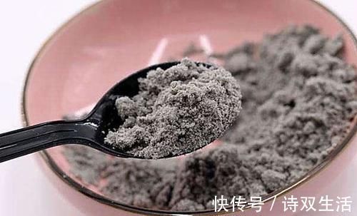 是真的吗|长白头发的人,比正常人的患癌风险低,是真的吗医生告诉你答案