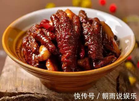 精选美食推荐冬菇虾米豆腐煲,姜辣虎皮爪,丝瓜溜丸子的做法