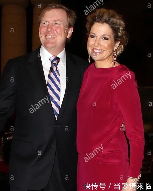 耳环 新年就是要红!王室红宝石珠宝看起来!