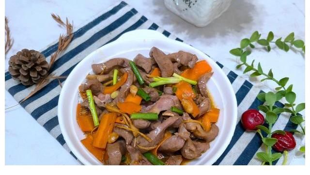 低脂|去买肉,会吃的人经常买这块肉,比瘦肉好吃还不塞牙,低脂又营养