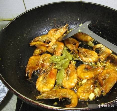 快手菜|上班族快手菜“泡椒虾”5分钟轻松搞定