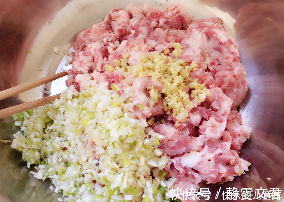萝卜|萝卜馅饺子,有人加盐腌有人焯水?教你正确做法,饺子馅太香了