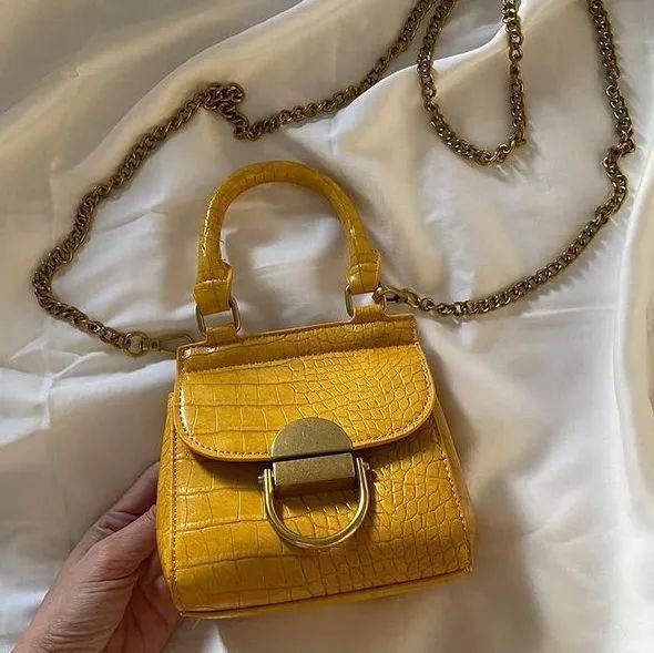  极致灰|2021年流行色来啦！显白又高级，谁穿谁先美！