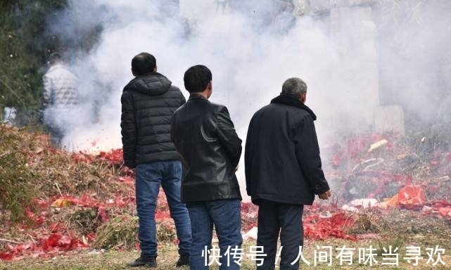 丧葬&古人言:“女婿莫上坟,上坟辱先人”,为何女婿不能上坟?