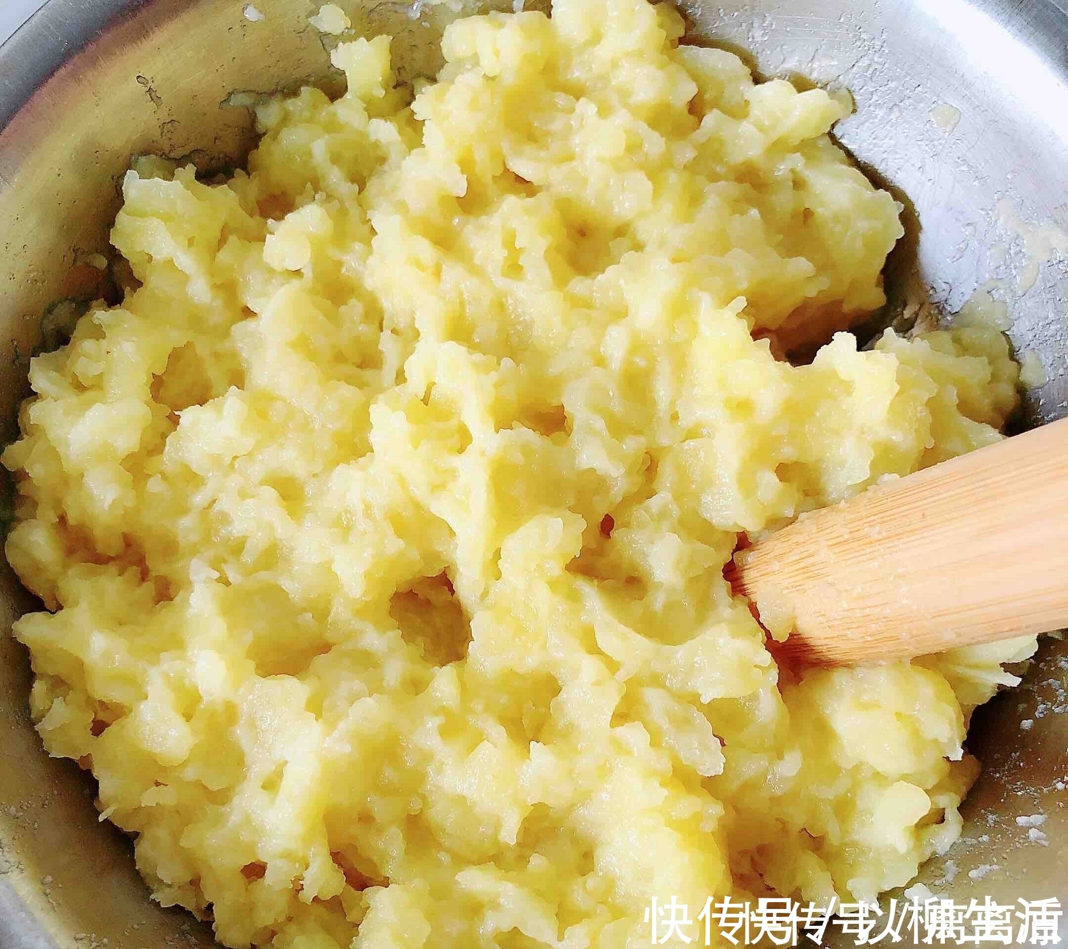 土豆|这菜是“碱性食物”,女人常吃,嘴巴不臭,头发变黑,皮肤变嫩了