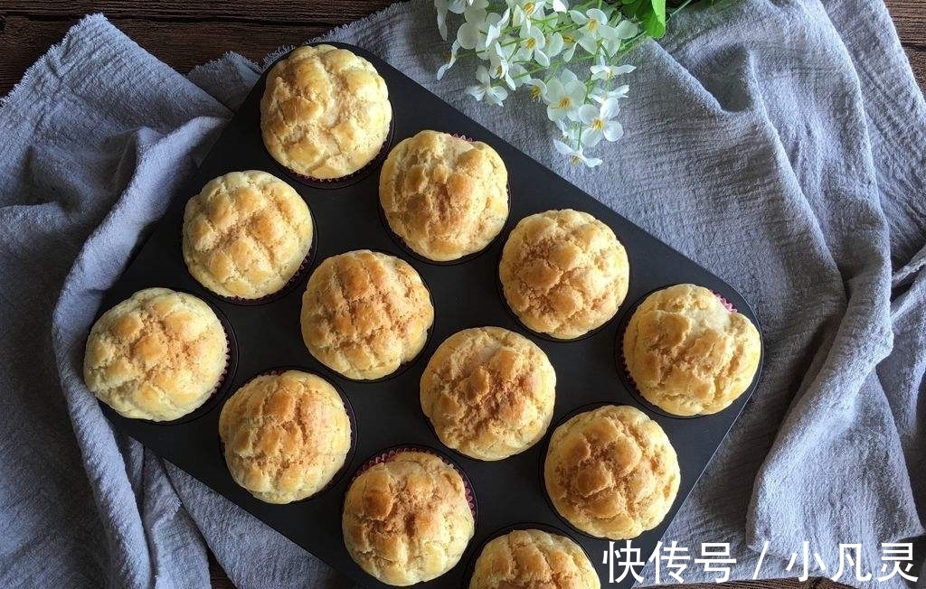 早餐|菠萝面包在家就能做，几个步骤非常简单，香甜可口早餐必备！