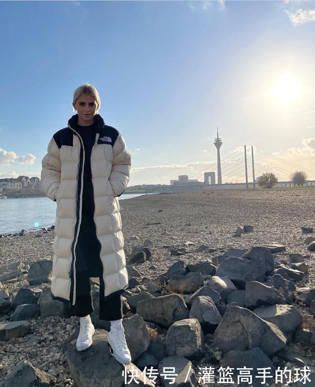 通勤|羽绒服如何穿得实用又时髦10款街拍搭配,带来冬日通勤全新启发