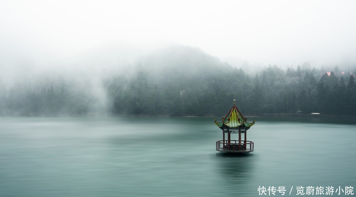 烟雨|画船听雨,流光寂寂,谁为一身江南烟雨,覆了天下