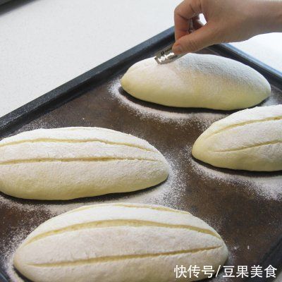整形|吃着比肉还鲜，嘴馋就吃超柔软的牛奶哈斯面包