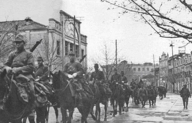 身中|1938年日寇屠刀下的悲壮，母亲身中6发子弹保全了自己的女儿