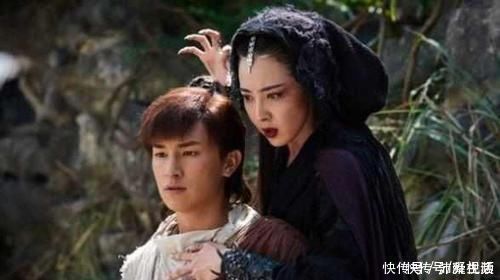 葵花宝典!金庸武侠十大邪门功法,葵花宝典才排第三,第一却被傻子练成