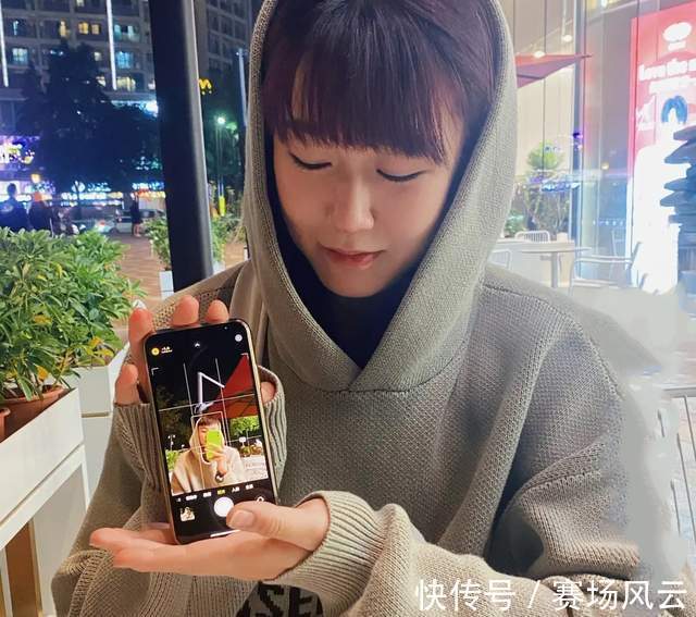 广东女排|栗垚结束联赛去见男朋友!二人穿情侣装秀恩爱,广东女排稳住前8