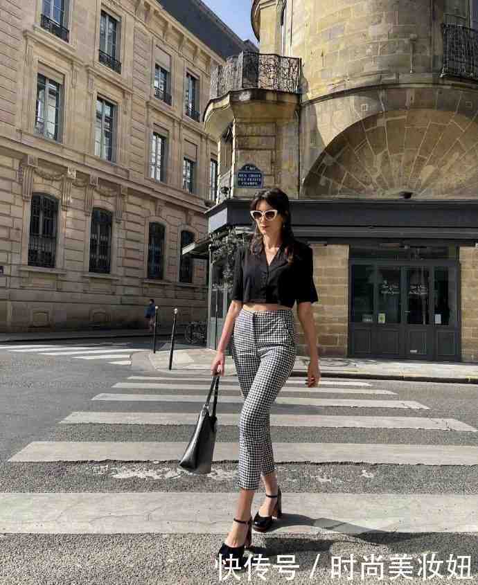 亮色系|女人过了30岁，穿衣要有质感，极简浪漫法式穿搭，照着穿美翻了