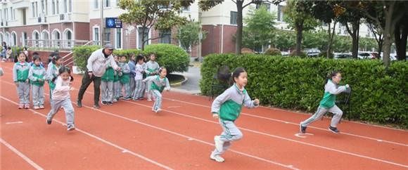 [闵行]康城实验学校:快乐校园 “绳”采飞扬-2020学年踢跳比赛活动