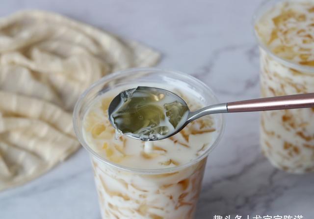 龙宝|奶茶店老板：茶叶和它煮一煮，比奶茶还好喝，每天卖出几百杯