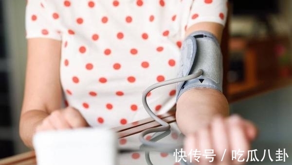 服用降压药|患有高血压，要牢记睡前3不做，饮食注意这3点，或能稳定血压