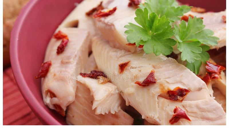 空心菜|鱼肉是骨质疏松的发物?医生:常吃这1物,或能远离腰酸背痛