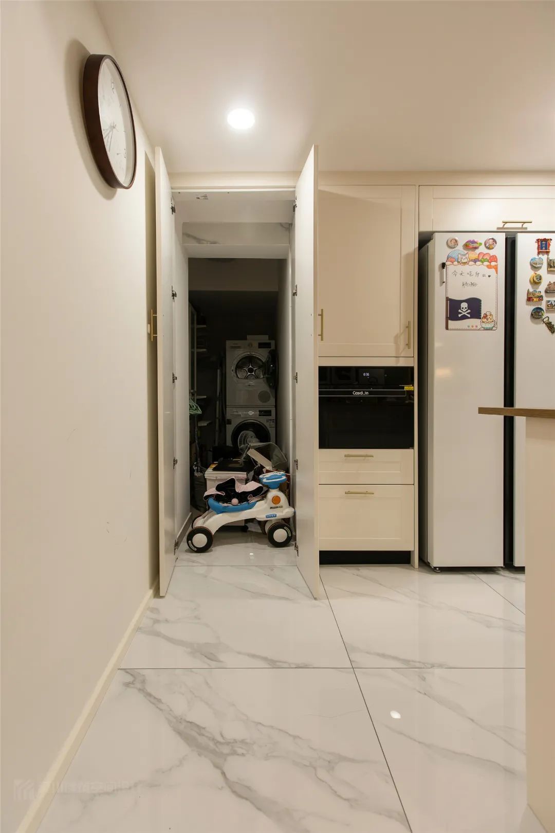 布置|135㎡现代简约,温馨舒适的空间,加上草绿色的点缀,文艺舒适