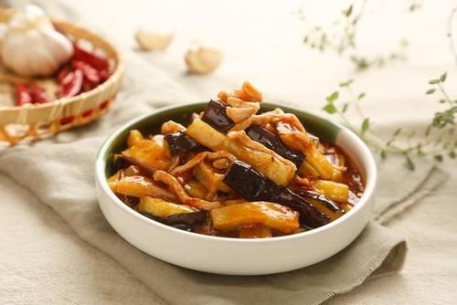  鱼香茄子|你喜欢吃茄子的哪种做法？