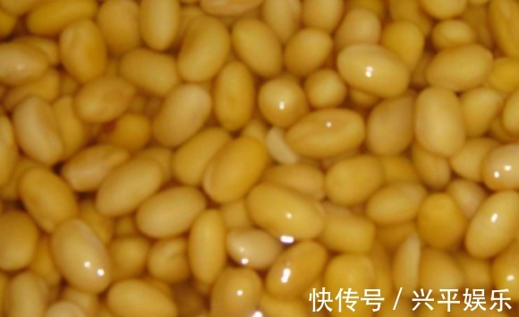 做黄豆酱太难，教你最简单方法，不用发酵，2小时就做好