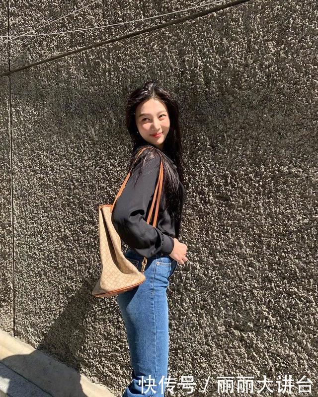 明天要上班了,入秋的第一条裤装你安排了吗