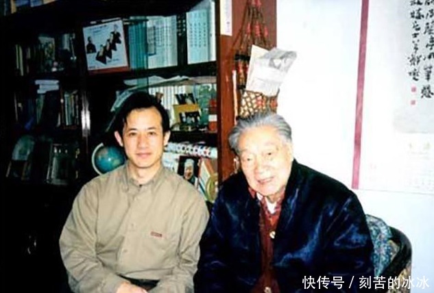 和发妻共度53年，和续弦共度12年，晚年嘱咐和原配合葬