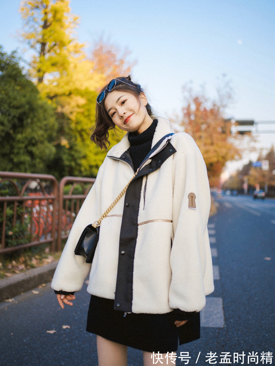 法则|想要把羊羔毛外套穿出高级感!掌握这几套穿搭法则,好看又减龄