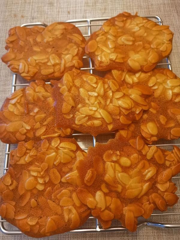这道简单的杏仁瓦片，超级简单，绝对下饭