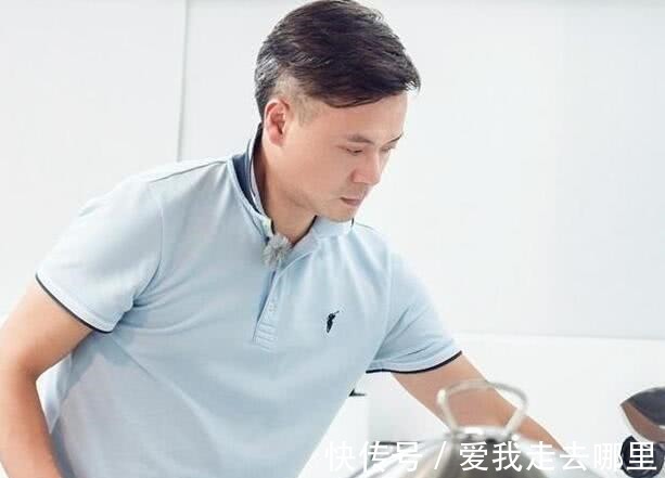 没了张亮就是不行!中餐厅3新来的林大厨,用两个梨子做了顿晚饭