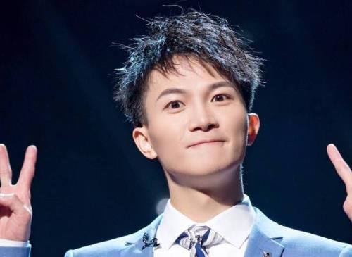 明星网络影响力榜:王俊凯师弟挤出前5,蔡徐坤排名很不错