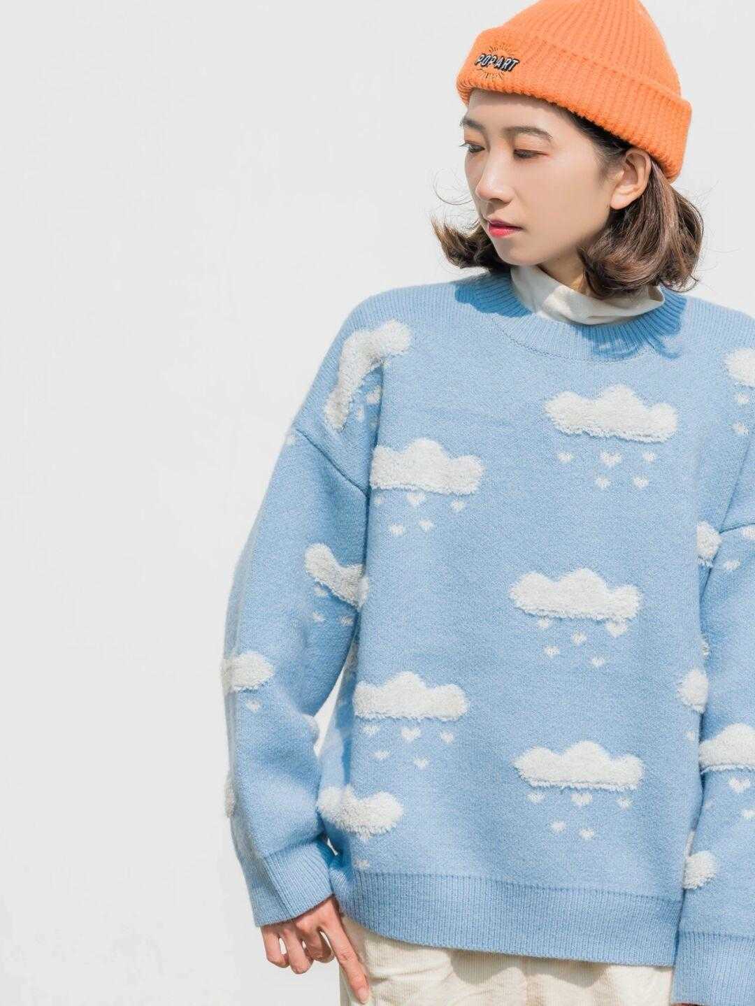 天蓝色 冬天室内穿搭千万别错过“蓝毛衣+白裤”,上身又美又仙,贼好看