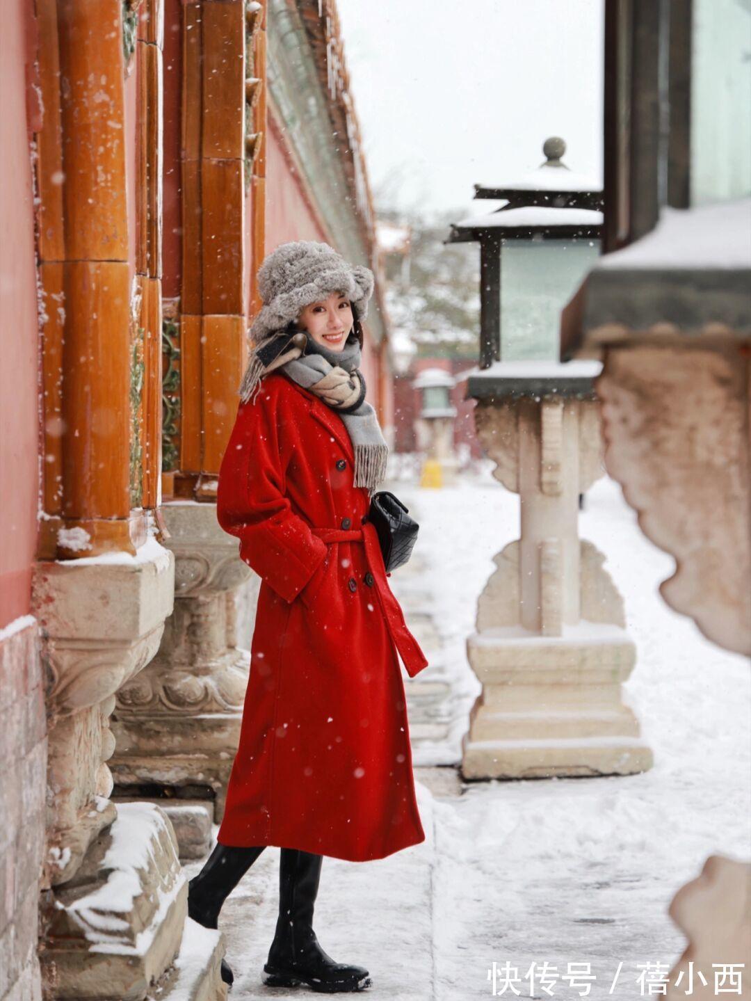 大女人|想要展现高级的女人,初冬选这5个颜色的大衣,不老气、不扮嫩