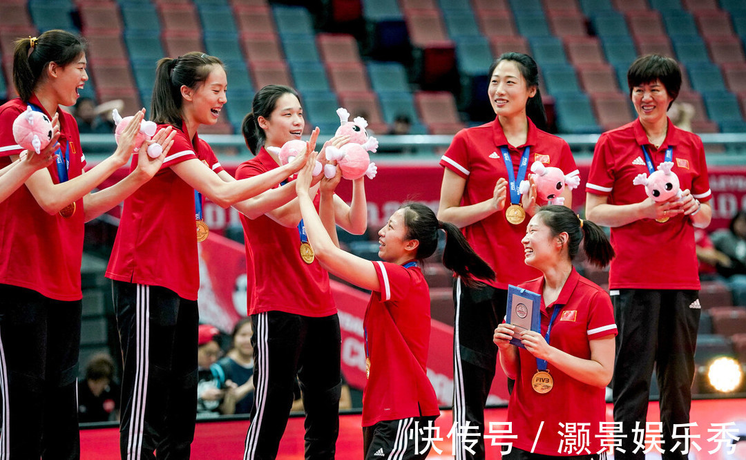 留队|女排新帅迟迟未定！出于这五点考虑，郎平或将继续执教中国女排