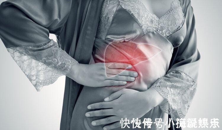 肝病|重视:除了皮肤小红点,身体出现4个异常,可能是肝硬化“敲门”