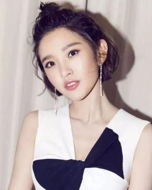 20款小公主发型扎法，减龄满分，够美够撩人！