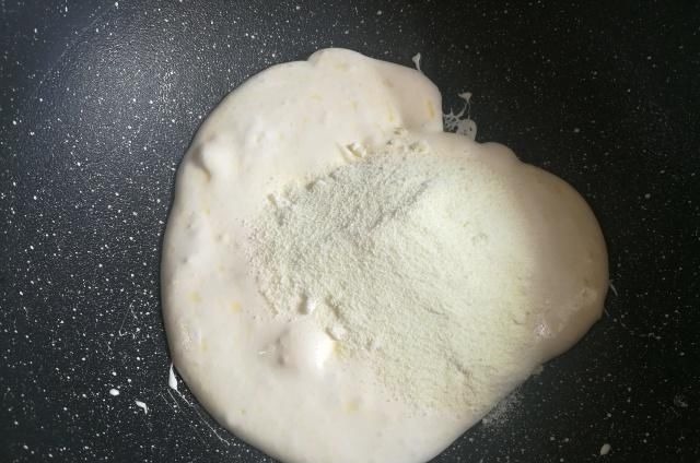 它是新网红饼干,10分钟做好,咬一口咯吱脆,比雪花酥还好吃