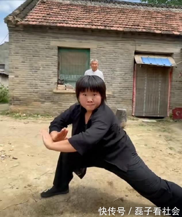 草根舞臺又來了?憑什么開播就雙網第一,謝霆鋒鄧紫棋都點贊?