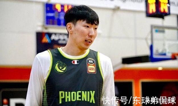 cb离开CBA是对的,周琦首秀拿两双,从被比中指到互动,他打服队友