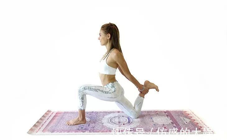 轮式|解锁瑜伽轮式并不难，先将这套序列练上半个月